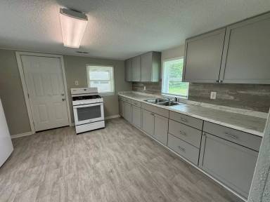 Main picture of 6412 Brown St