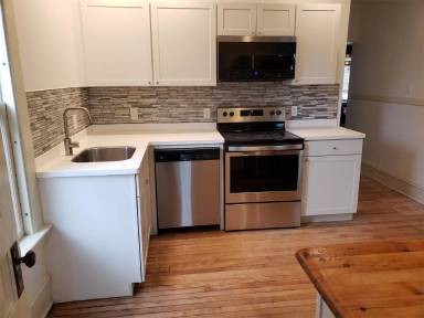 Main picture of 369 S Winooski Ave