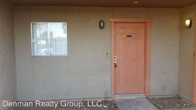 Main picture of 2833 E Paradise Ln