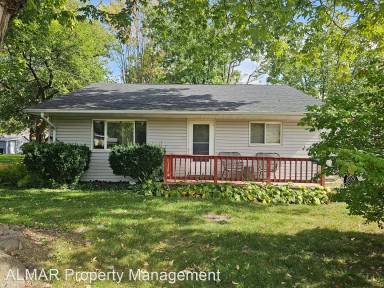 Main picture of 812 N Summit St