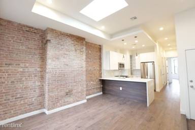 Main picture of 809 Washington St