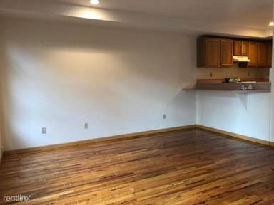 Main picture of 303 Monroe St