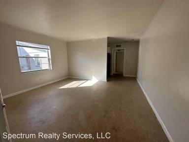 Main picture of 4565 Lexington Ave