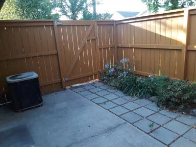 Main picture of 3829 Whitney Ave