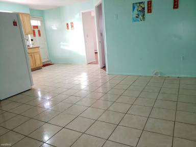 Main picture of 2354 W 13th St
