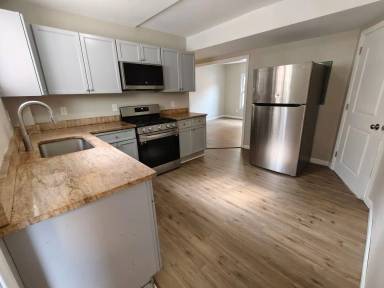 Main picture of 15-17 Greenwich St