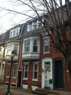 Main picture of 444 S George St