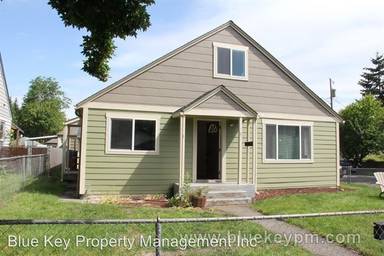 Main picture of 702 W 19th St