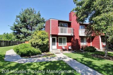 Main picture of 3060 S Betsy Ross Ln