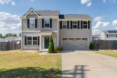 Main picture of 218 Nottingham Ln