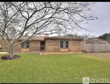 Main picture of 1402 Cedar Park Dr