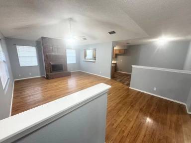 Main picture of 5113 Reeves Cir