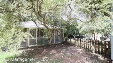 Main picture of 730 N 10th St