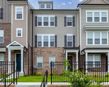 Main picture of 857 Patriot Summit Ln