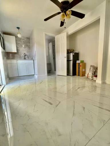 Main picture of 419 Kern St