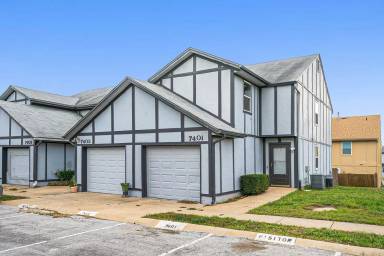 Main picture of 7401 Longview Rd