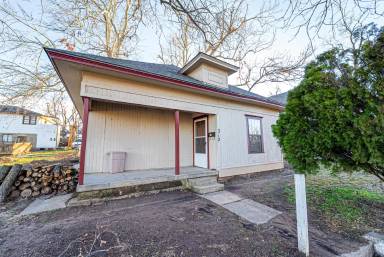 Main picture of 312 SW 22nd St
