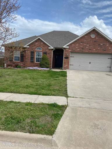 Main picture of 1310 N Shetland Dr