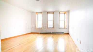Main picture of 2921 Astoria Blvd