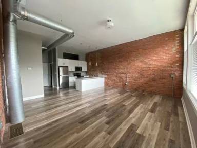 Main picture of 3800 Woodbine