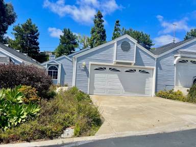 Main picture of 2816 Ocean Village Way