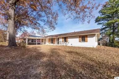 Main picture of 200 Arlington Dr