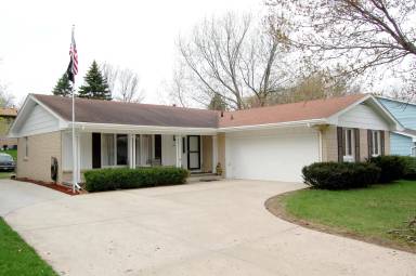 Main picture of 6600 Sheridan Ave