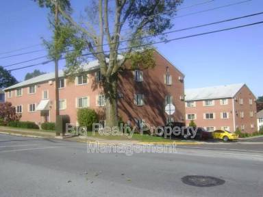 Main picture of 120 N Penn St