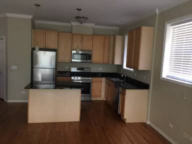 Main picture of 6608 S Maryland Ave