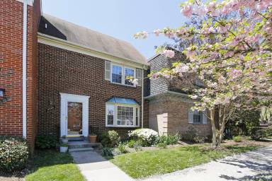 Main picture of 2214 N Tuckahoe St