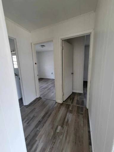 Main picture of 630 Capital Ave