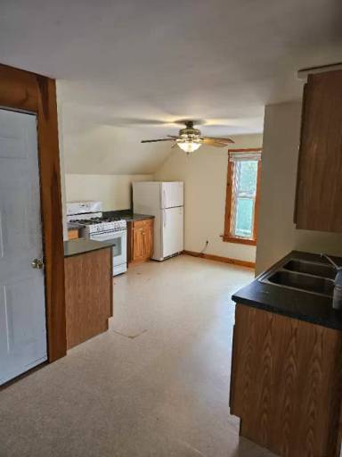 Main picture of 20 Forest St
