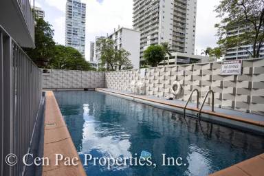 Main picture of 236 Liliuokalani Ave