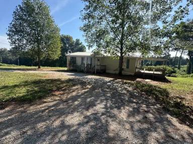 Main picture of 524 Bridgman Loop