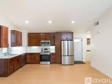 Main picture of 5401 W 83rd St