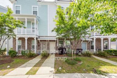 Main picture of 139 Rowans Creek Dr