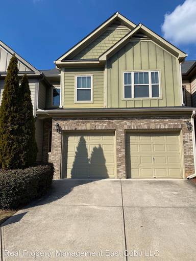 Main picture of 72 Grampian Ct