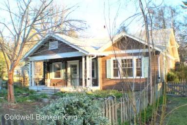 Main picture of 1123 4th Ave W