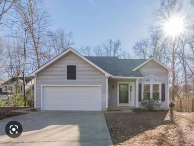 Main picture of 1085 Taylor Knoll Close