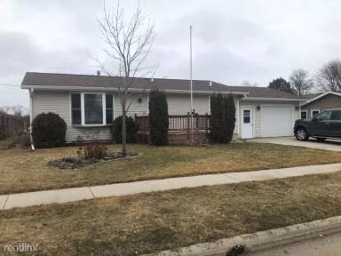 Main picture of 3714 Mangin St