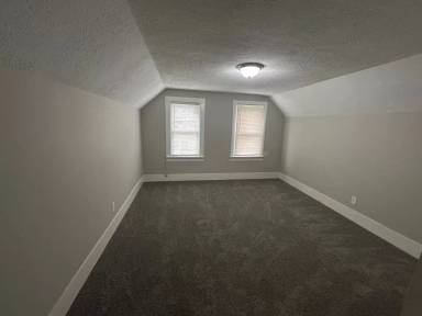 Main picture of 2785 E 126th St