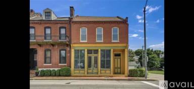 Main picture of 941 Park Ave