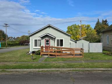 Main picture of 503 E 7th St