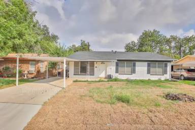 Main picture of 251 Edna Ave