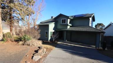 Main picture of 2486 SW Valleyview Dr