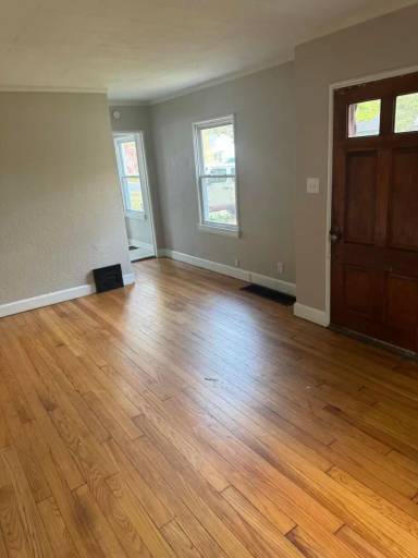 Main picture of 613 Morton Ave