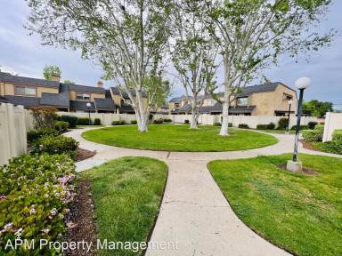 Main picture of 912 Sandpiper St
