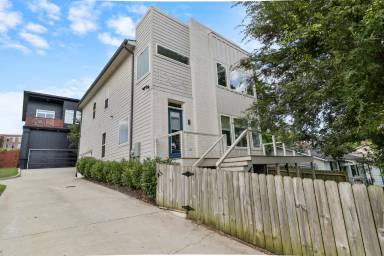 Main picture of 1120 38th Ave N