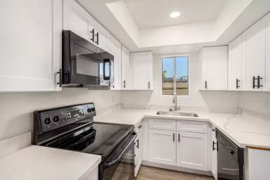 Main picture of The Commons On Lemon