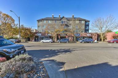 Main picture of 6525 California Ave SW